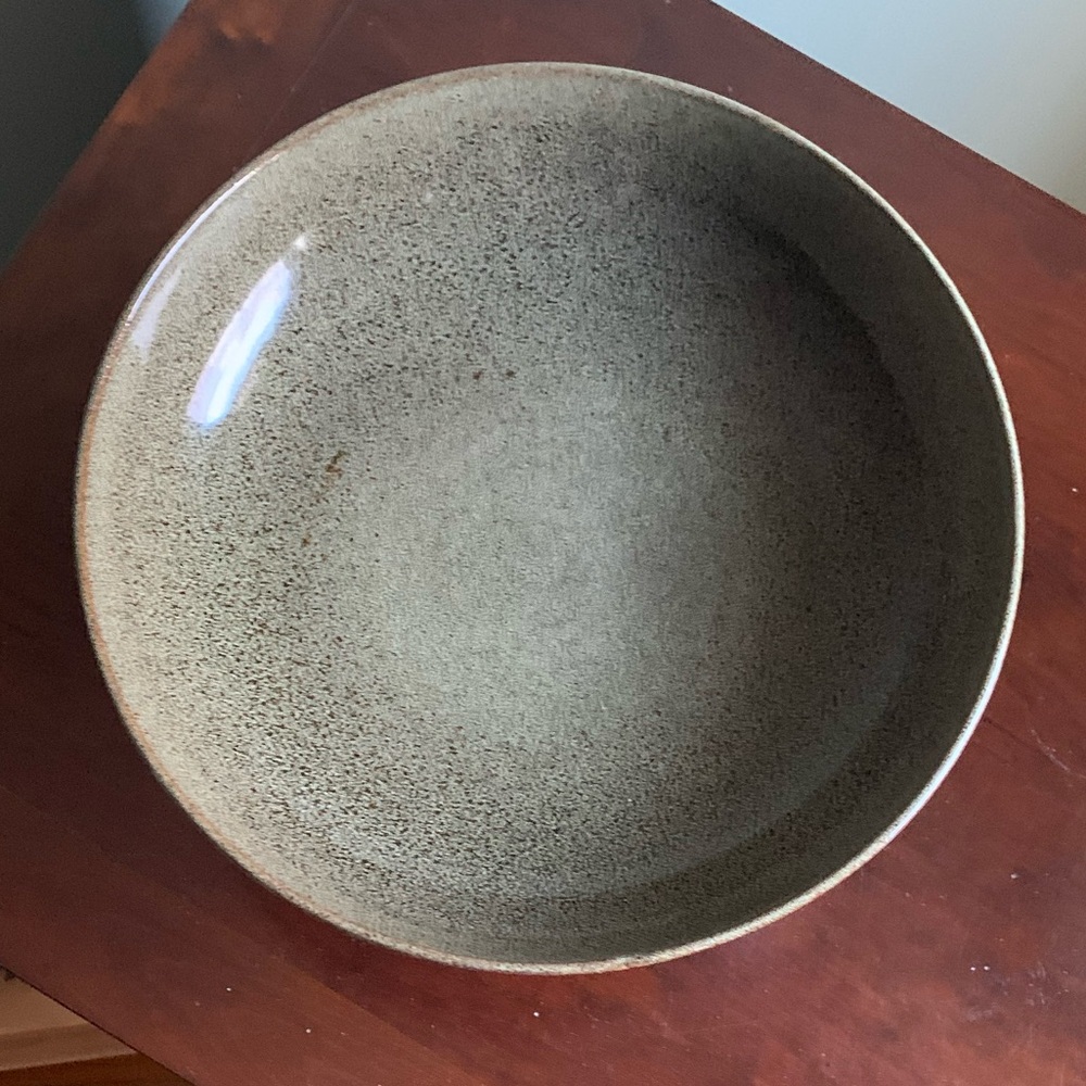 Oversized Banana Republic Stoneware Pedestal Fruit Bowl - Picture 2 of 11